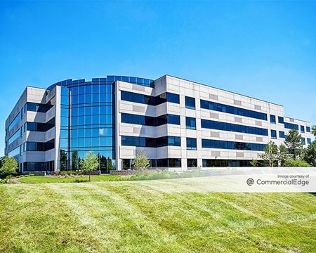 Commercial space for Rent at 75 North Fairway Drive in Vernon Hills