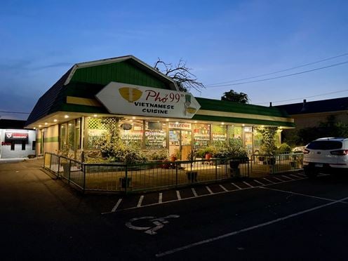 Standalone Restaurant Building - Manchester CT