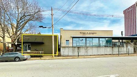 114 N East Ave - Fayetteville