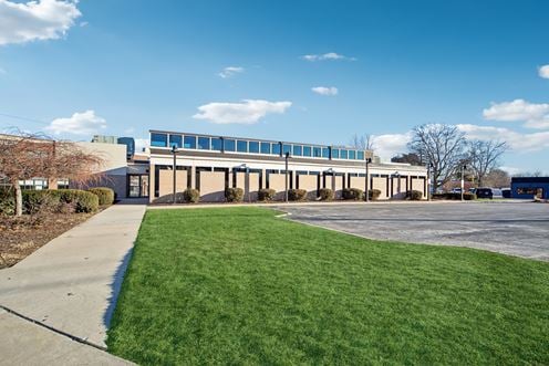 2805 Beaver Ave