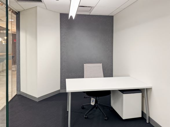 Regus - Chicago - 150 N Michigan