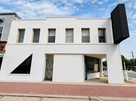 604 Main St