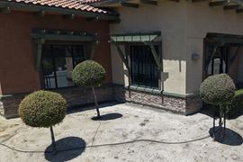 Nutmeg Plaza