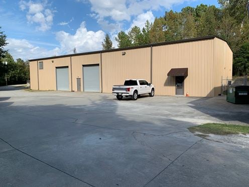 5,175 sq. ft. Office/Warehouse