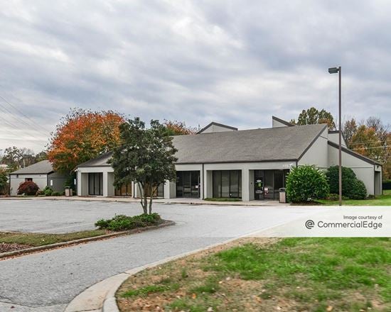 Executive Square Shopping Center & Office Park