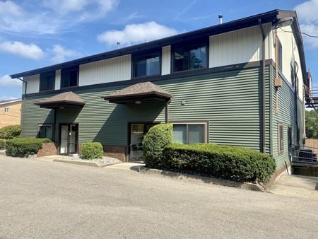 Fully Leased Investment Office - Lansing