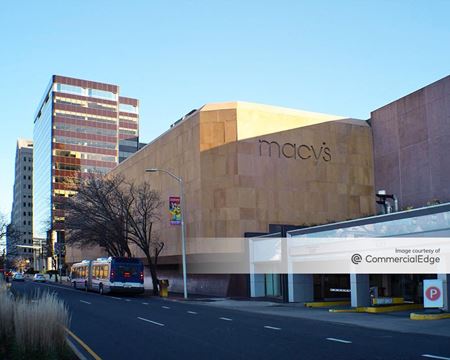 Stamford Town Center - Macy's - Stamford
