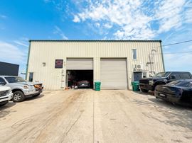 MSY Adjacent Office/Warehouse Units with Covered Rear Area