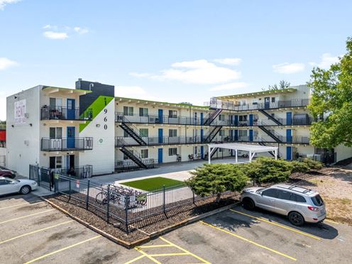 1960 Dallas St, Aurora, CO 80010