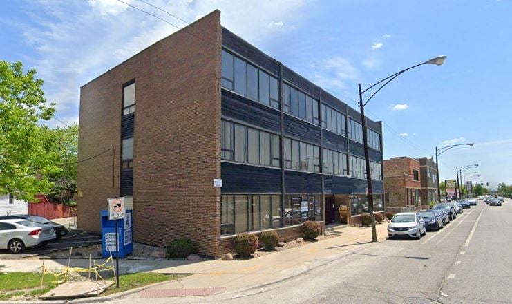 Office space for Rent at 5097 N Elston Ave in Chicago