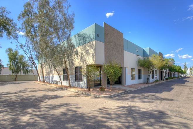 1750 S Los Feliz Dr