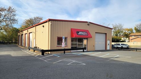 29 Carle Street - Auto Shop