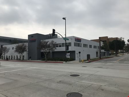 Office space for Rent at 837 S Fair Oaks Ave in Pasadena, CA