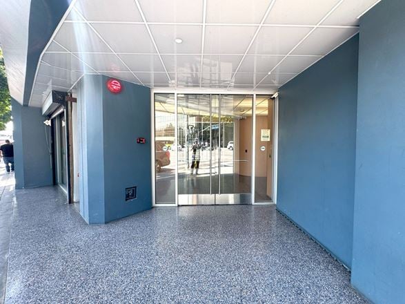 210 East Olympic Blvd