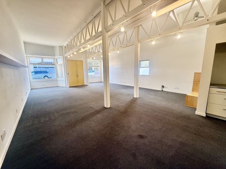 128 Tunstead