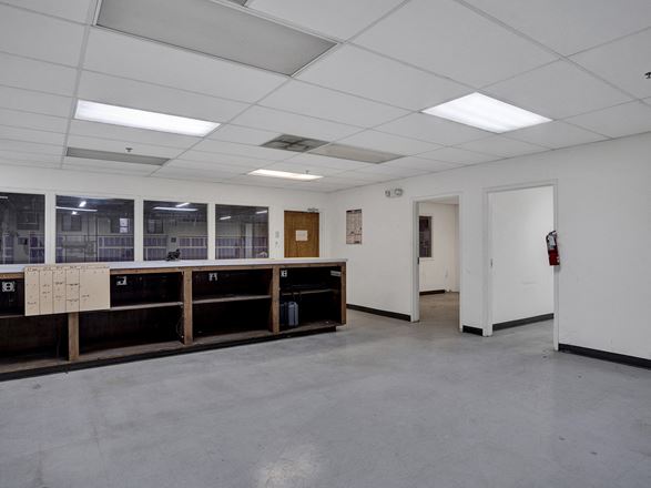 50K SF Distribution for Lease off of I-77