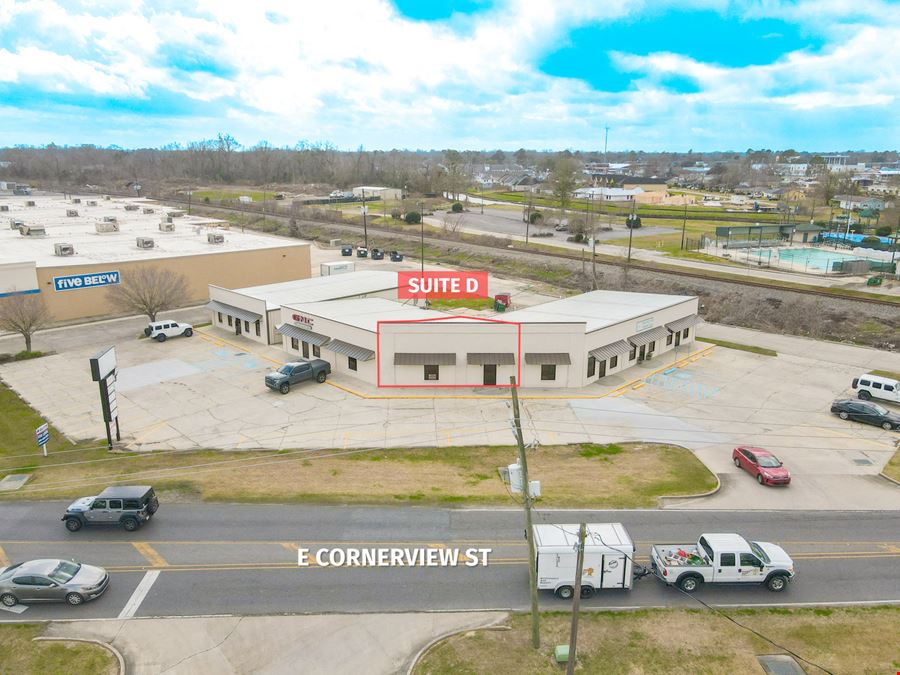 Visible Suites in Retail-Dense Corridor of Airline Hwy