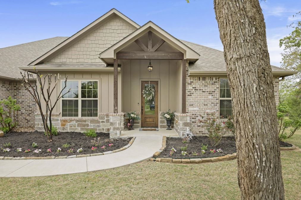 9893 Mountbatten Trail