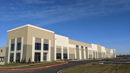 Industrial space for Rent at 12505 NE 41st St. in Kansas City