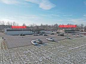 Laingsburg Town Plaza Mid Box