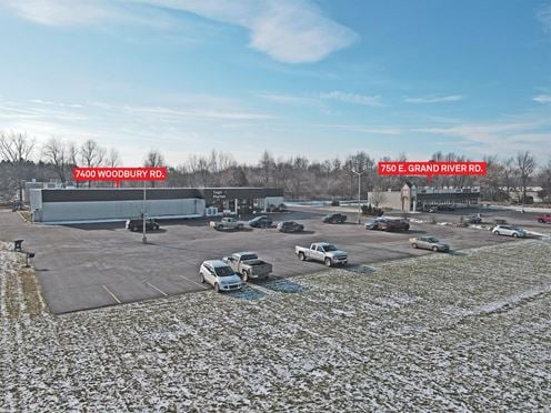 Laingsburg Town Plaza Mid Box