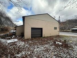 1235 Evergreen Road
