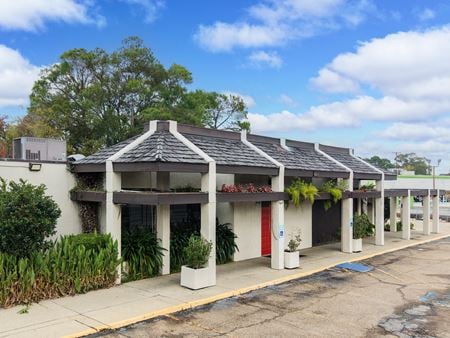 Retail space for Sale at 4110 Johnston St in Lafayette