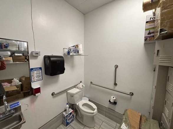 1478 North Point Village Center