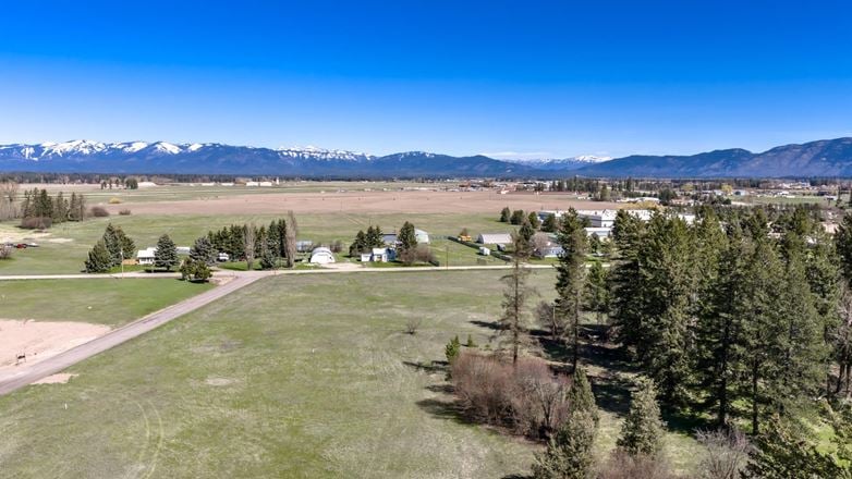 3796 Highway 2 E