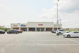 2209 E Highland Dr