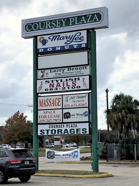 Retail space for Rent at 13847 Coursey Blvd in Baton Rouge
