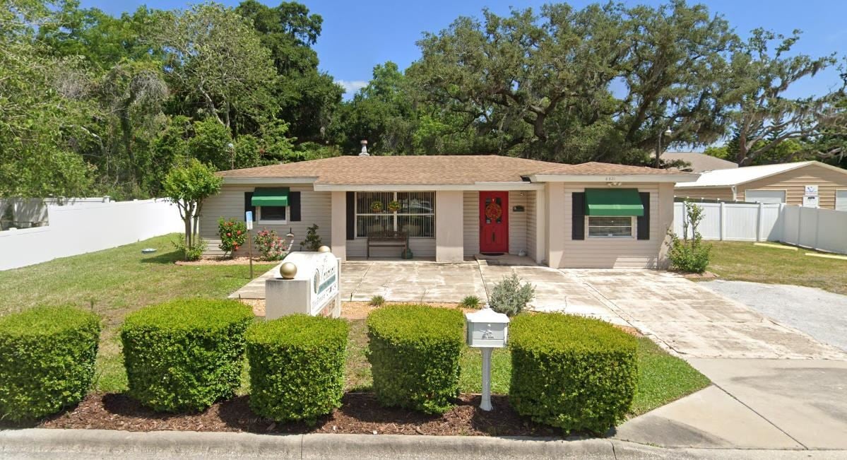 Retail Office Building Near Downtown New Port Richey