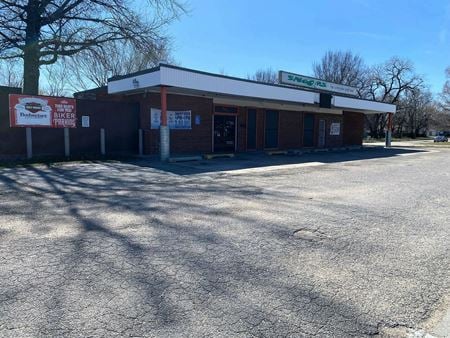 Retail space for Rent at 2301 E. Mt. Vernon St. in Wichita