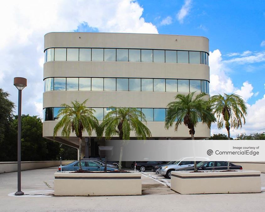 One Lincoln Place - 1900 Glades Road, Boca Raton, FL | CommercialSearch