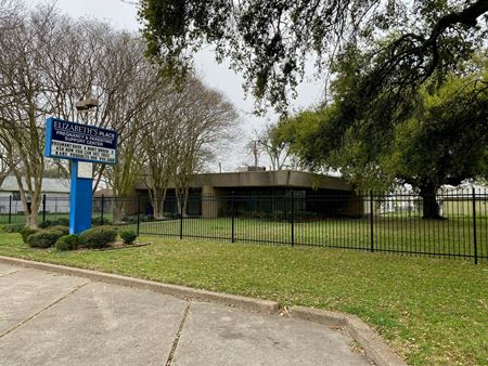 Office space for Sale at 714 7th Avenue North in Texas City