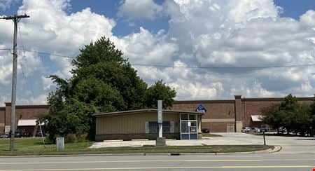 Photo of commercial space at 5660 Bay Rd in Saginaw