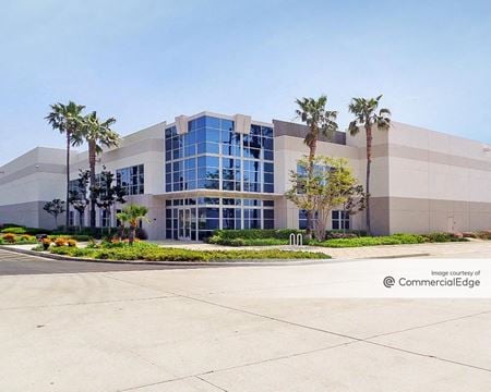 Industrial space for Rent at 13611 Jurupa Avenue in Fontana