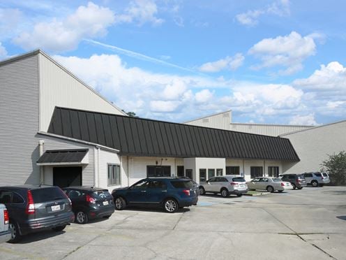 47,000 SF Multi-Tenant Commercial Building near Amazon