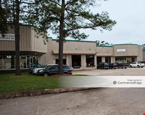 Pine Forest Business Center - Building 22