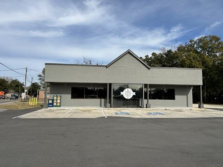 Retail space for Sale at 1740 Highmarket St in Georgetown