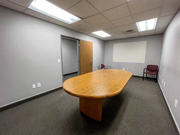 Plant Street Office & Flex Facility