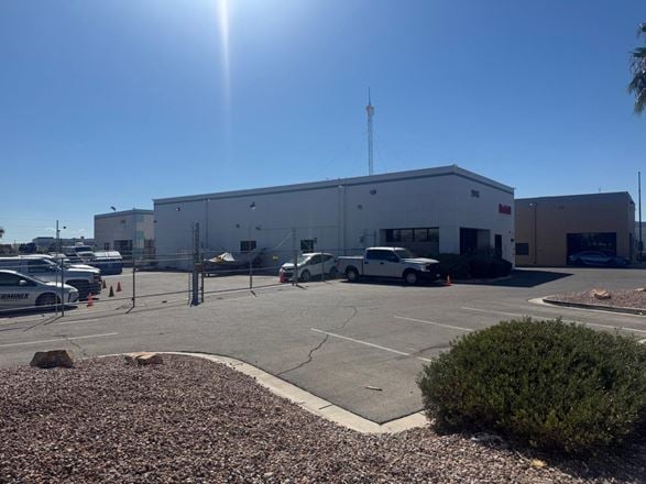 For Sale - ±4,392 SF bldg on 0.50 acre parcel