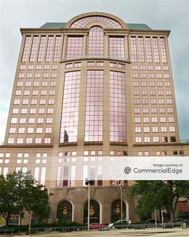 1000 North Water Street