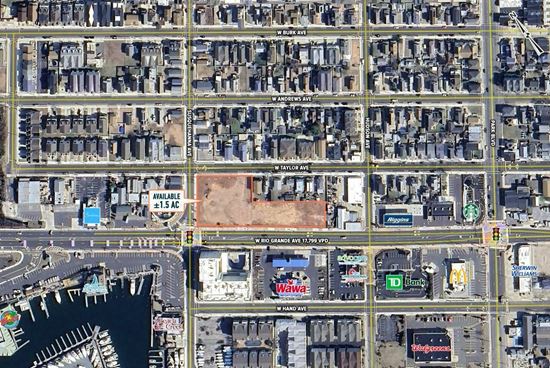 437–447 West Rio Grande Avenue