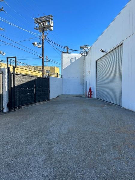 Industrial space for Rent at 2251 East Washington Blvd in Los Angeles