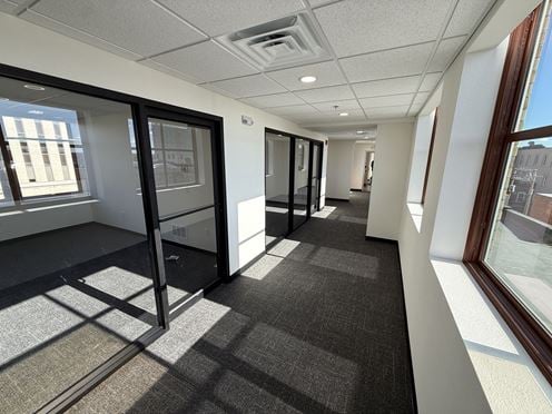 401 E Broadway Ave, Suites 400 & 500