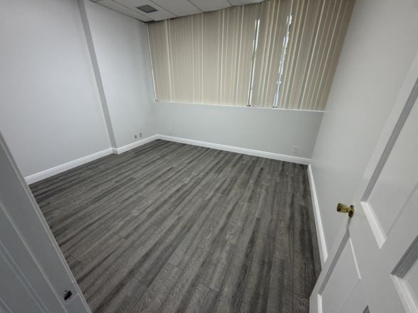 1344 SF Suite 104 Professional and Medical Office Space