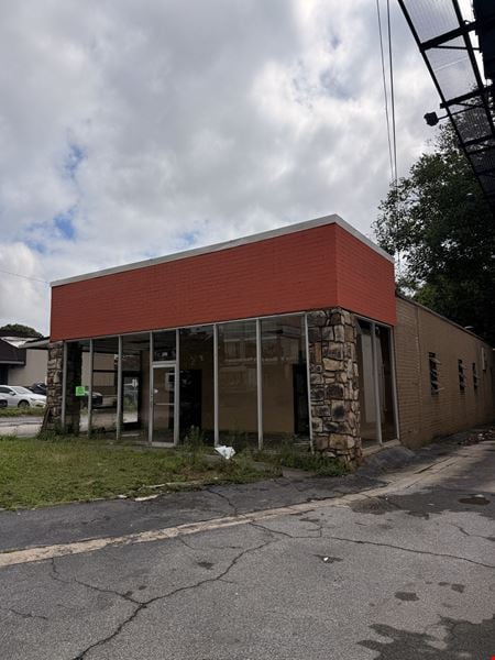 Retail space for Rent at 1851 Peachtree Road Northwest in Atlanta