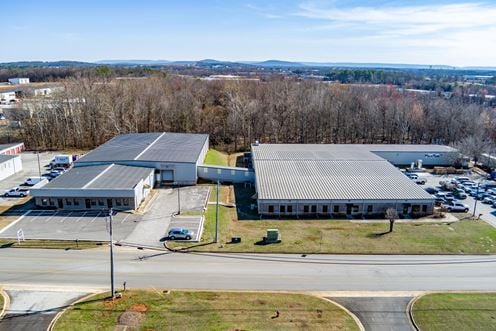 132 & 144 Jetplex Lane
