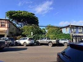 Retail / Residential Building & Commercial Lot
